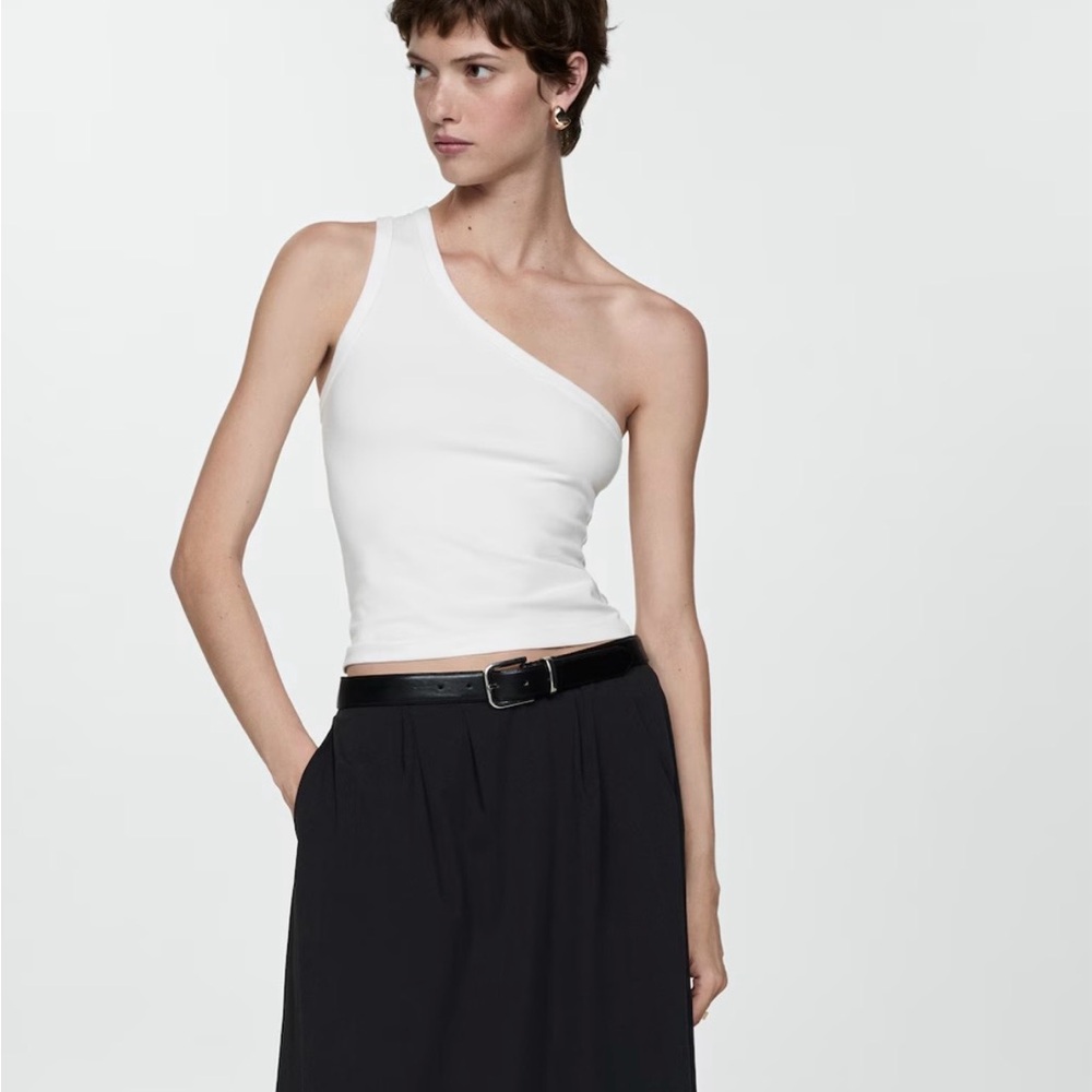 MANGO Asymmetrical Cotton Top in White